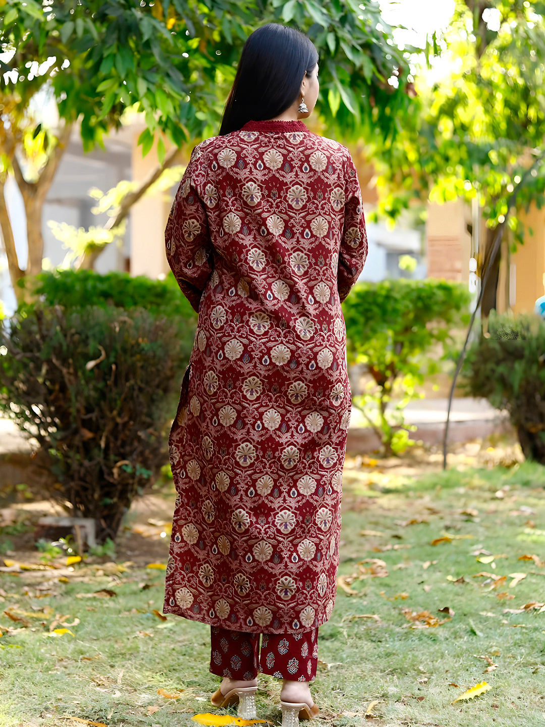 Hand Embroidered & Floral printed Lace detailed Kurta with Printed Pant & Dupatta Premium Luxury