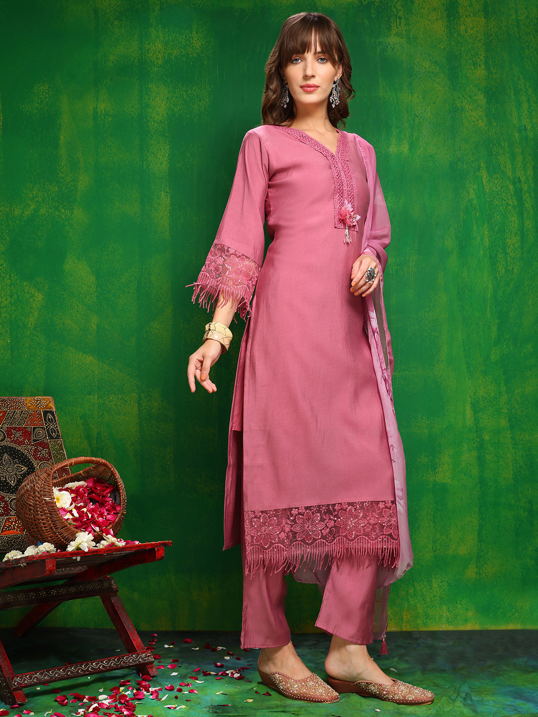 Artificial Flower & Lace detailing Kurta with Pant & Dupatta