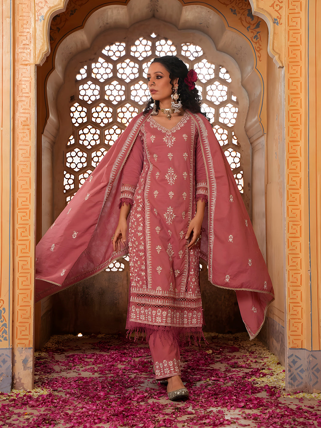 Embroidered & Lace Detailed Kurta with Pant & Embroidered dupatta Luxury