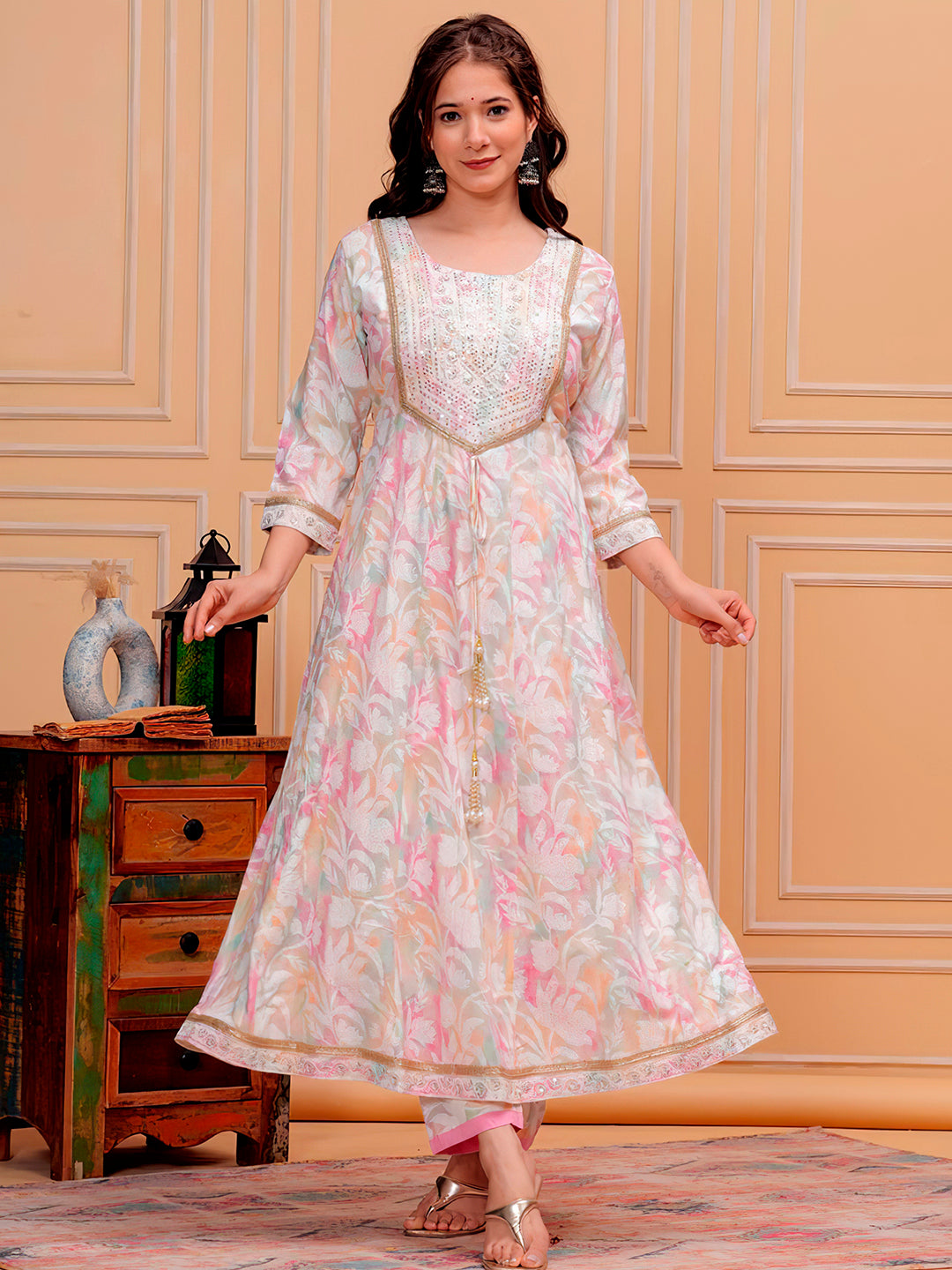 Embroidered & Floral Printed Kurta with pant & dupatta