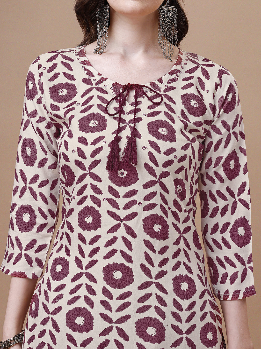 Women Tie up tassel Neck Printed Kurta with pant