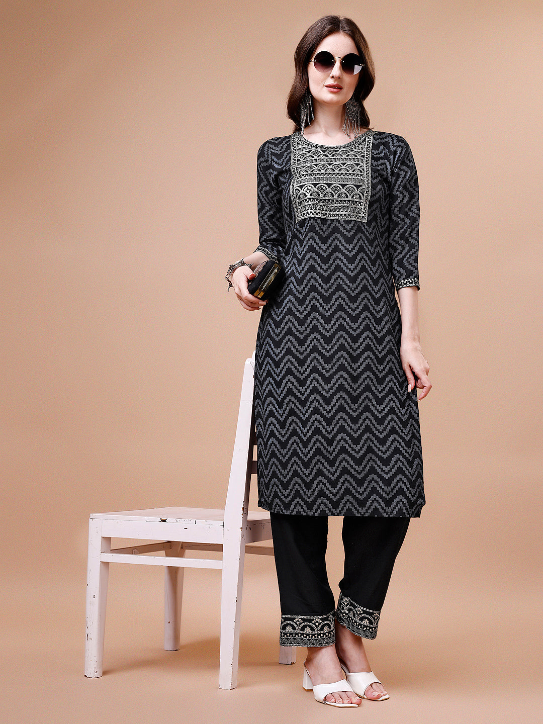 Embroidered Chevron Printed Cotton Kurta with pant