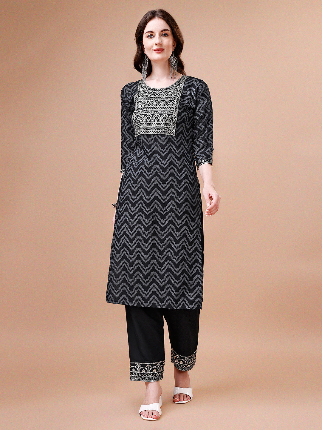 Embroidered Chevron Printed Cotton Kurta with pant