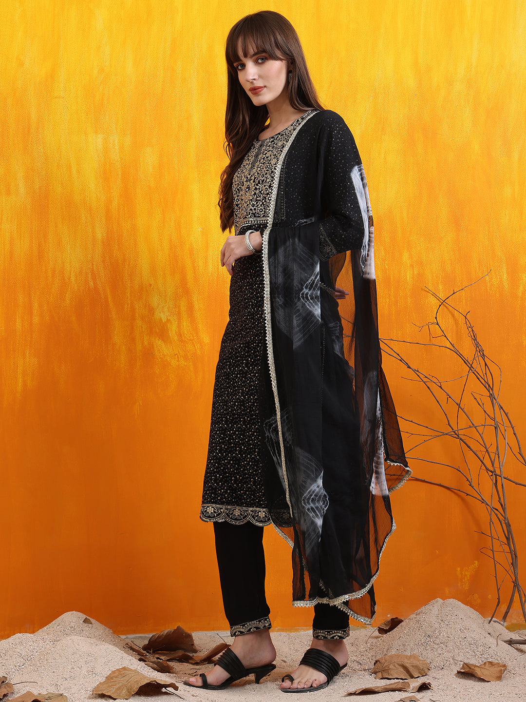 Embroidered & Bandhani Printed Kurta with Pant & Dupatta