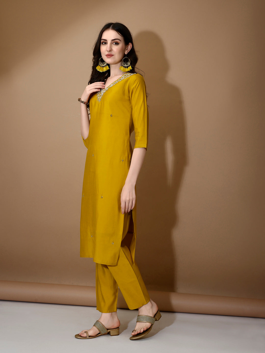 Hand embroidered Kurta with Pant & Dupatta Premium Luxury