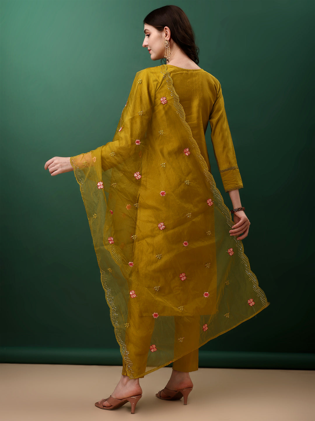 Embroidered kurta with pant & dupatta