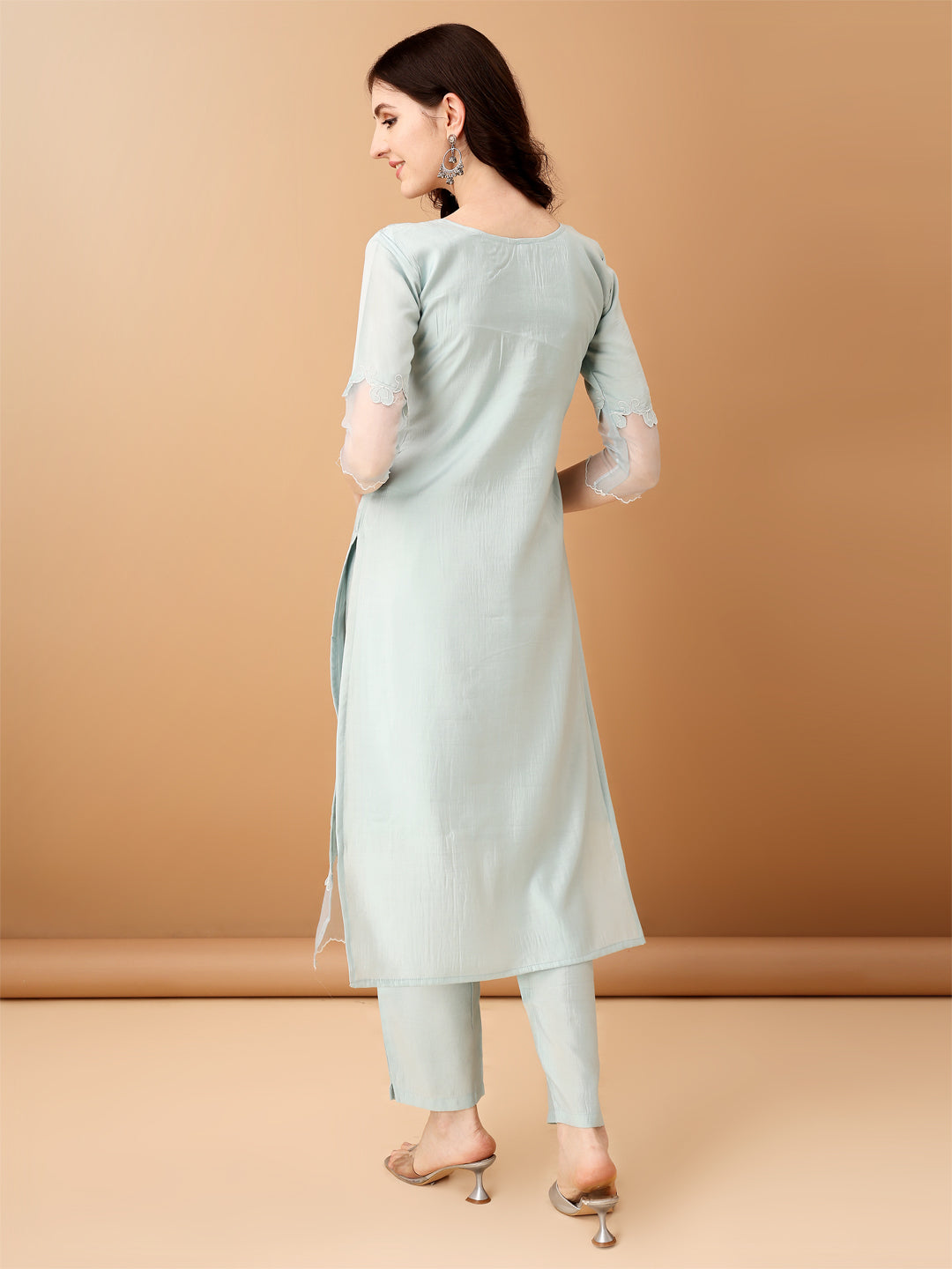 Pakistani Embroidered Kurta with pant & Organza Embroidered Dupatta