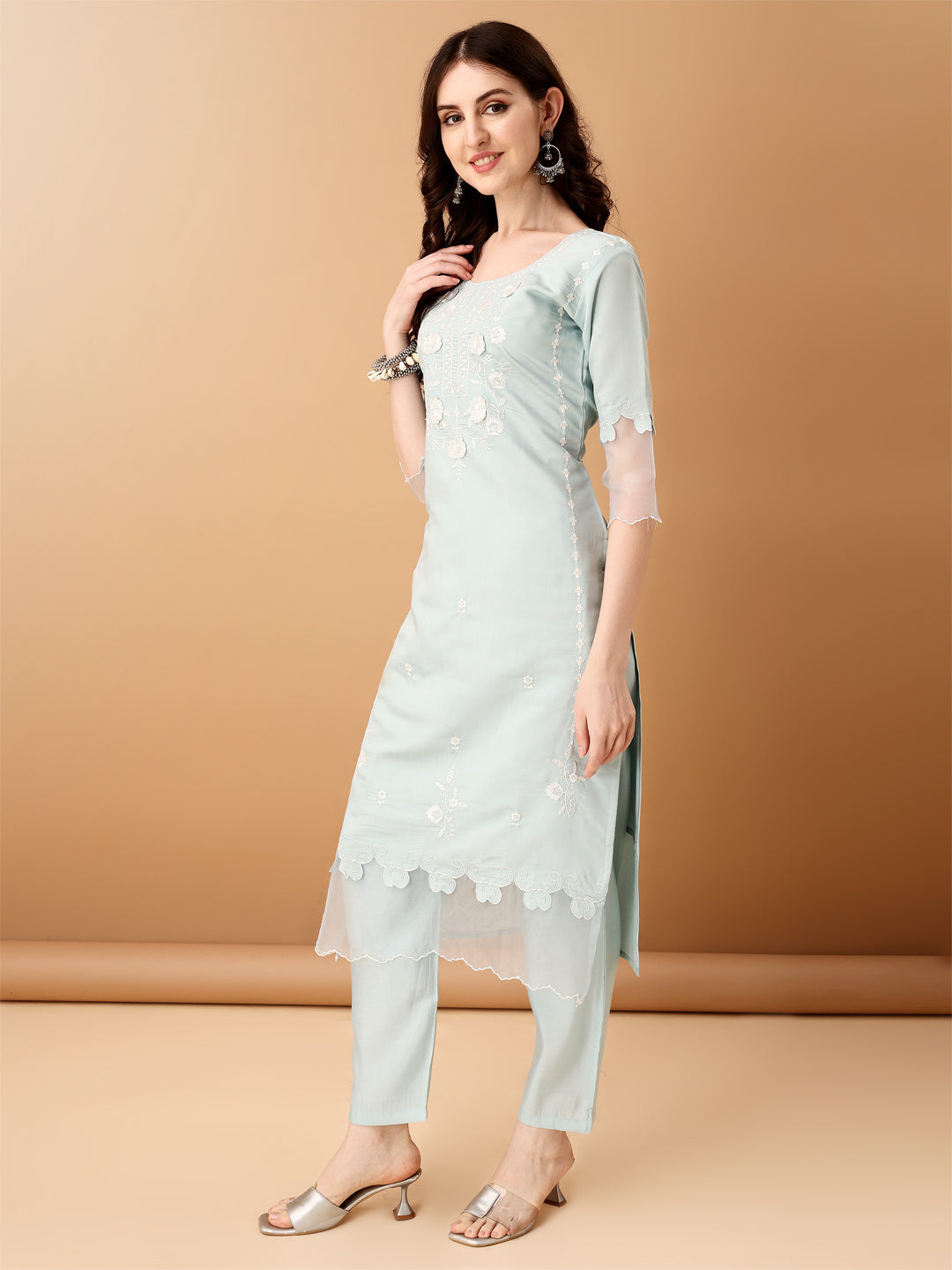 Pakistani Embroidered Kurta with pant & Organza Embroidered Dupatta