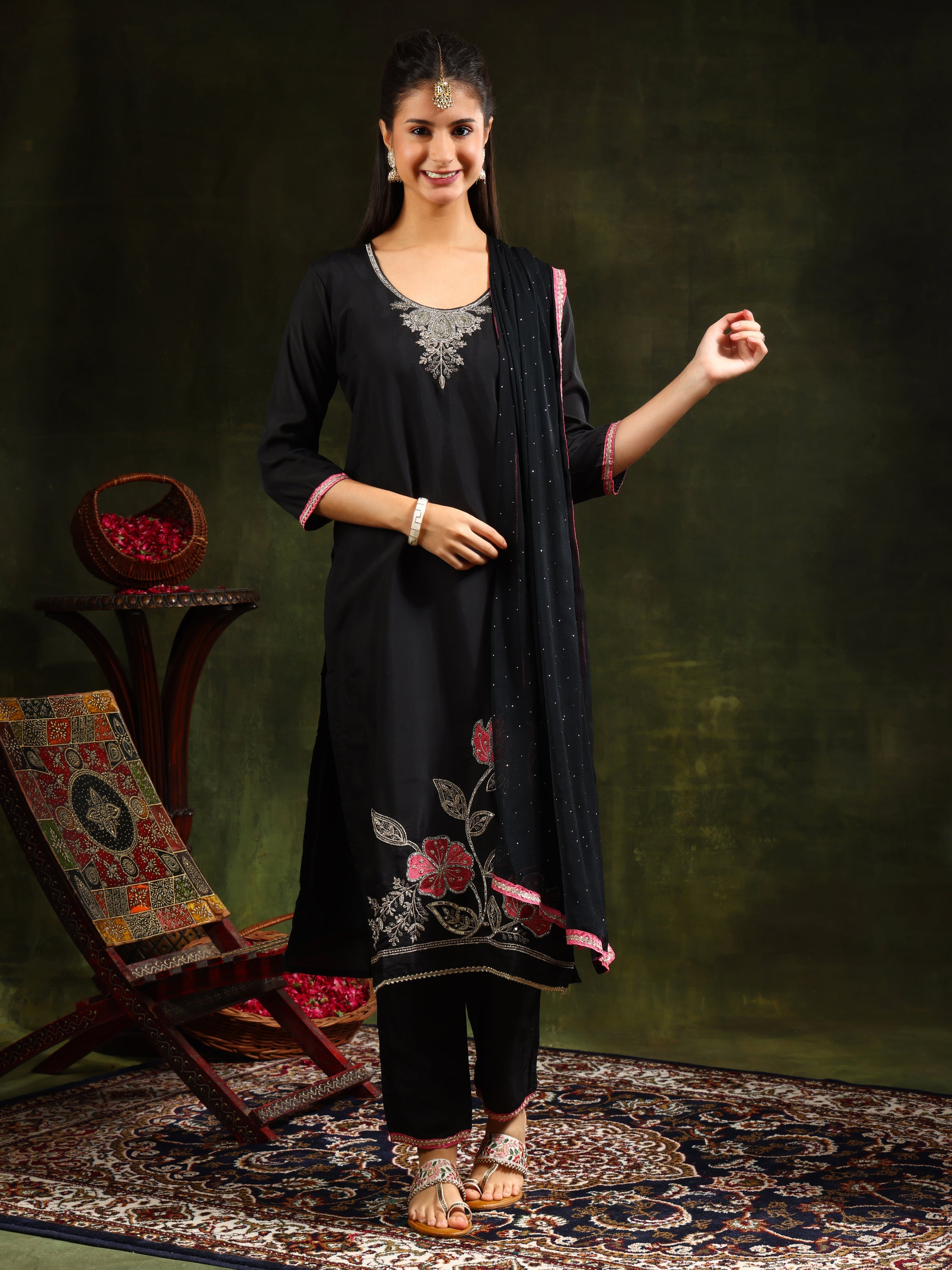 Swarovski & Sequined Embroidered kurta with pant & Dupatta