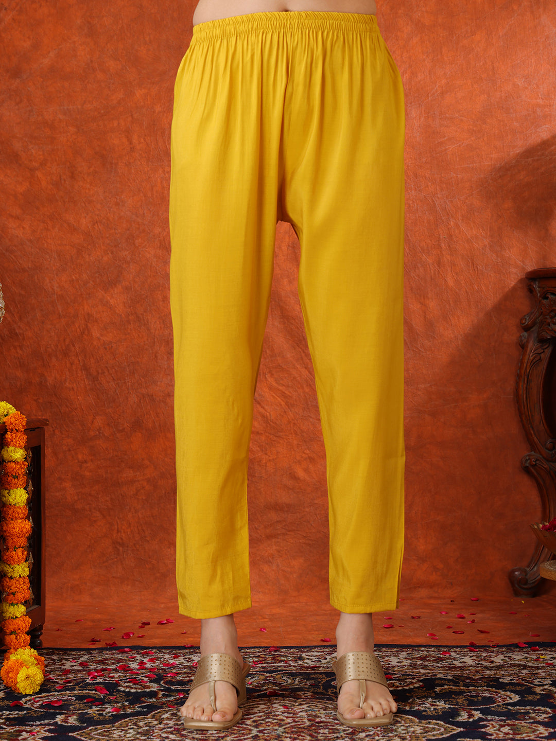 Sequin Embroidered Kurta with Pant & Embroidered Organza Dupatta