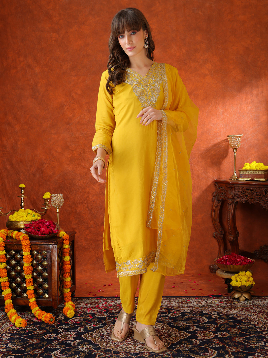 Sequin Embroidered Kurta with Pant & Embroidered Organza Dupatta