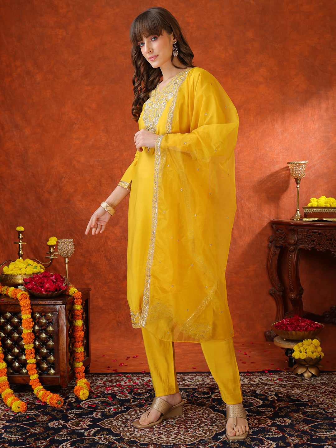 Sequin Embroidered Kurta with Pant & Embroidered Organza Dupatta