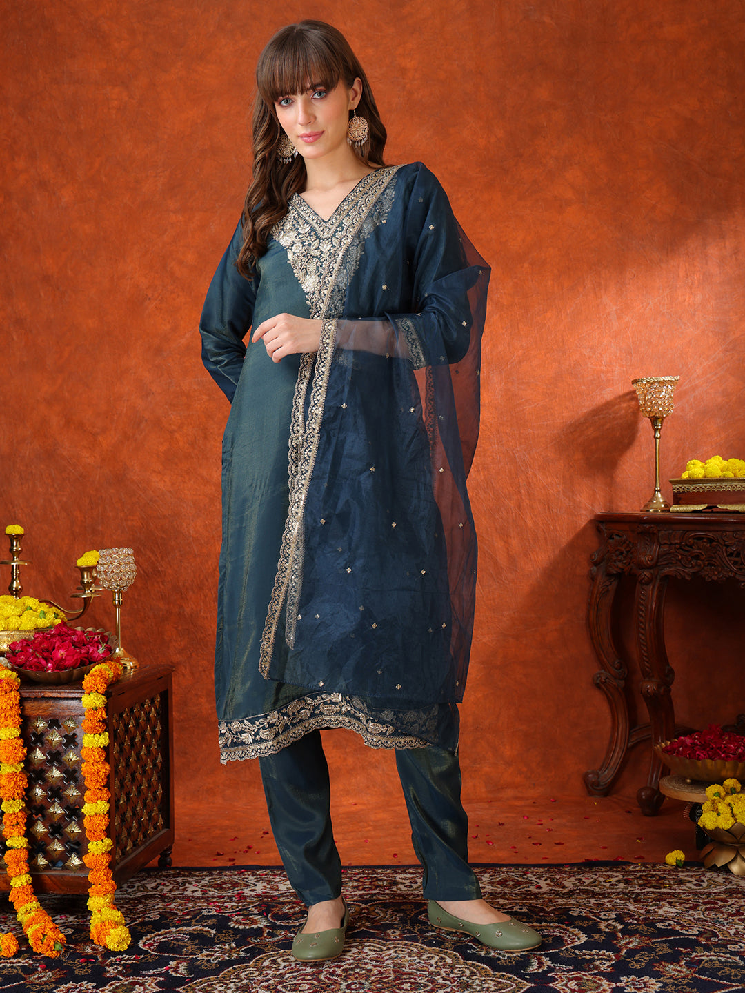Sequin Embroidered Kurta with Pant & Embroidered Organza Dupatta