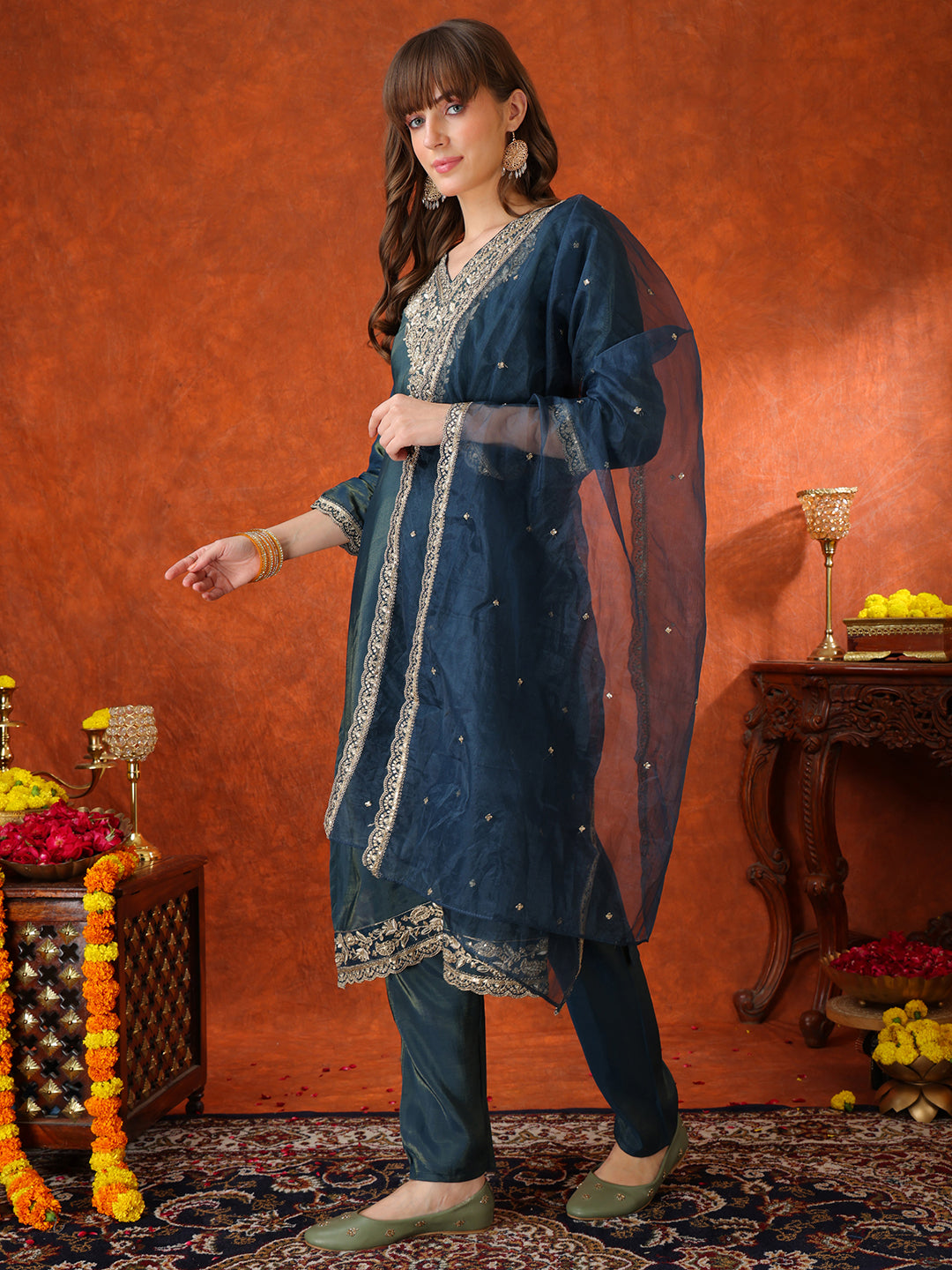 Sequin Embroidered Kurta with Pant & Embroidered Organza Dupatta