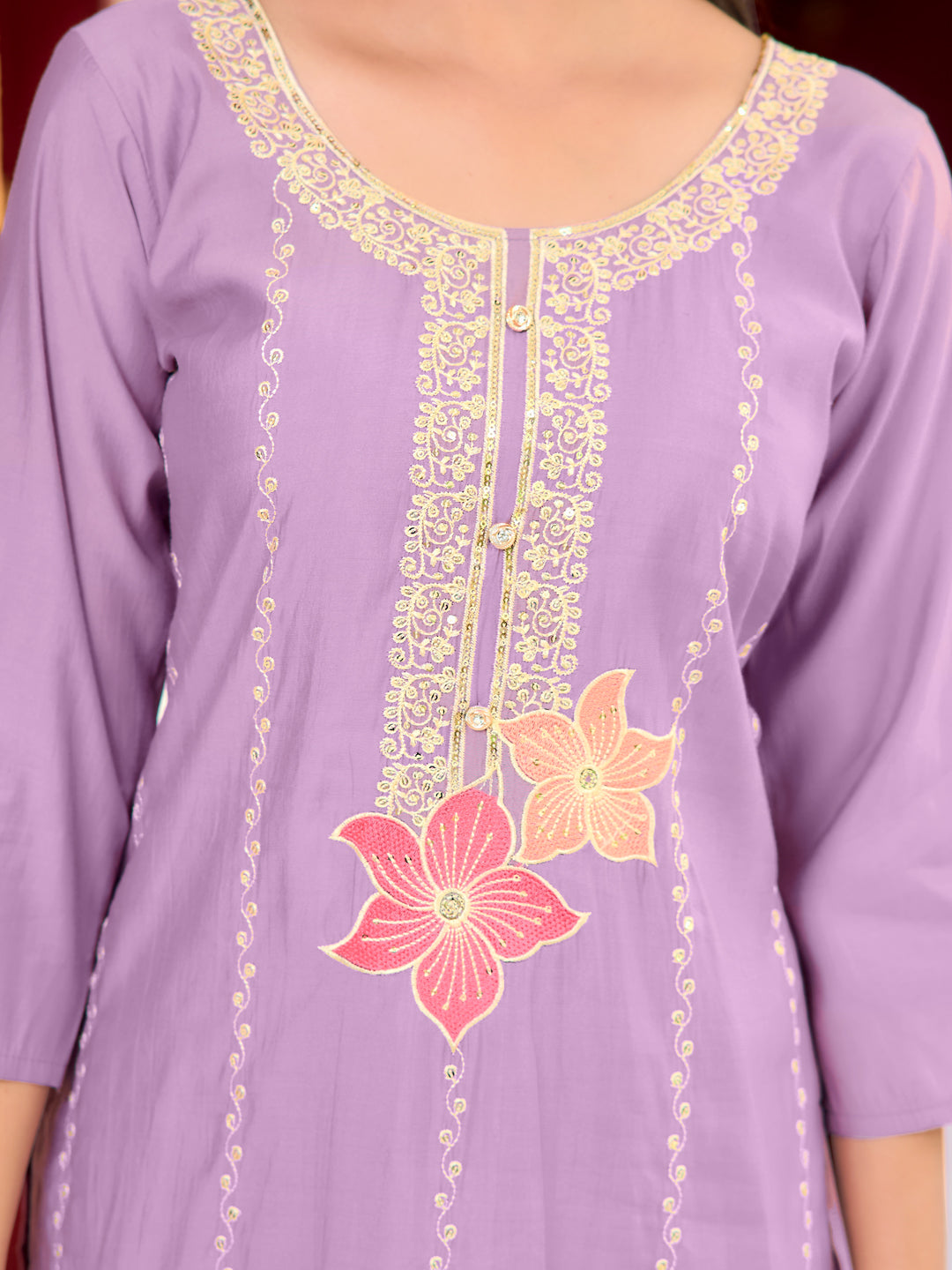 Full Front Embroidered Kurta with pant & Embroidered Organza Dupatta