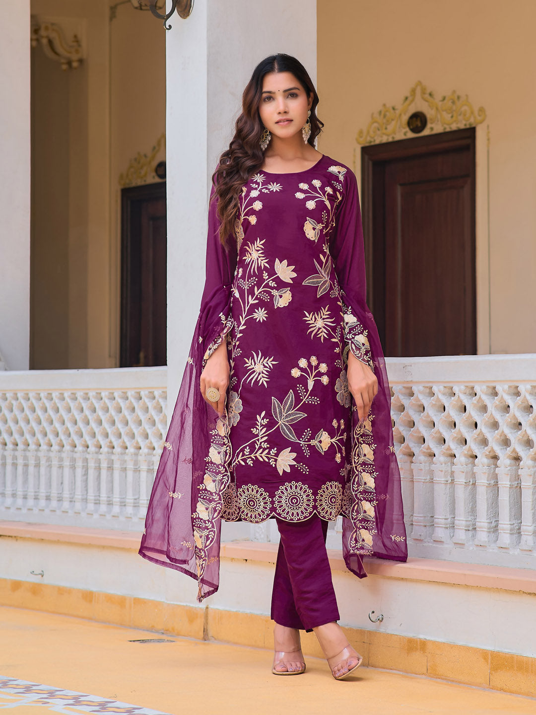 Embroidered Kurta with pant & Embroidered Organza Dupatta