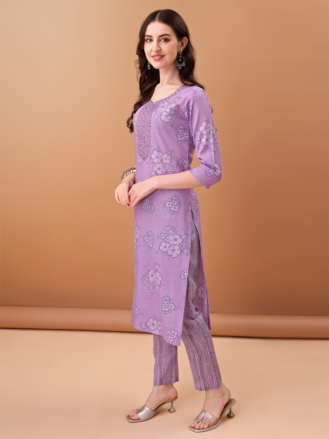 Embroidered & Printed Kurta with pant & Printed Dupatta