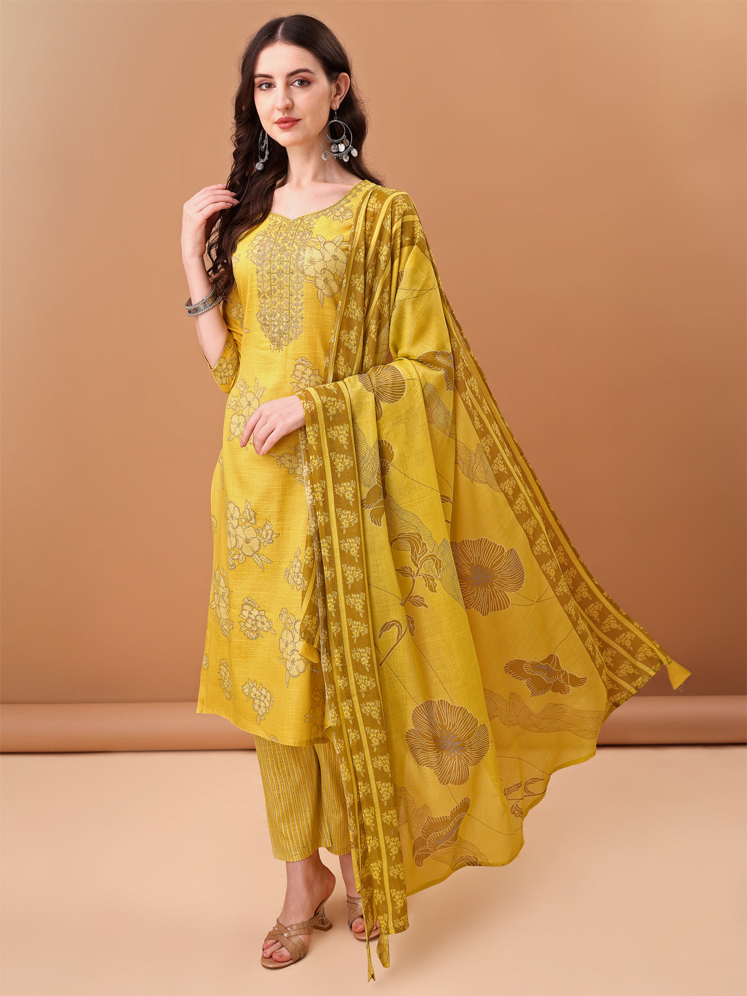 Embroidered & Printed Kurta with pant & Printed Dupatta