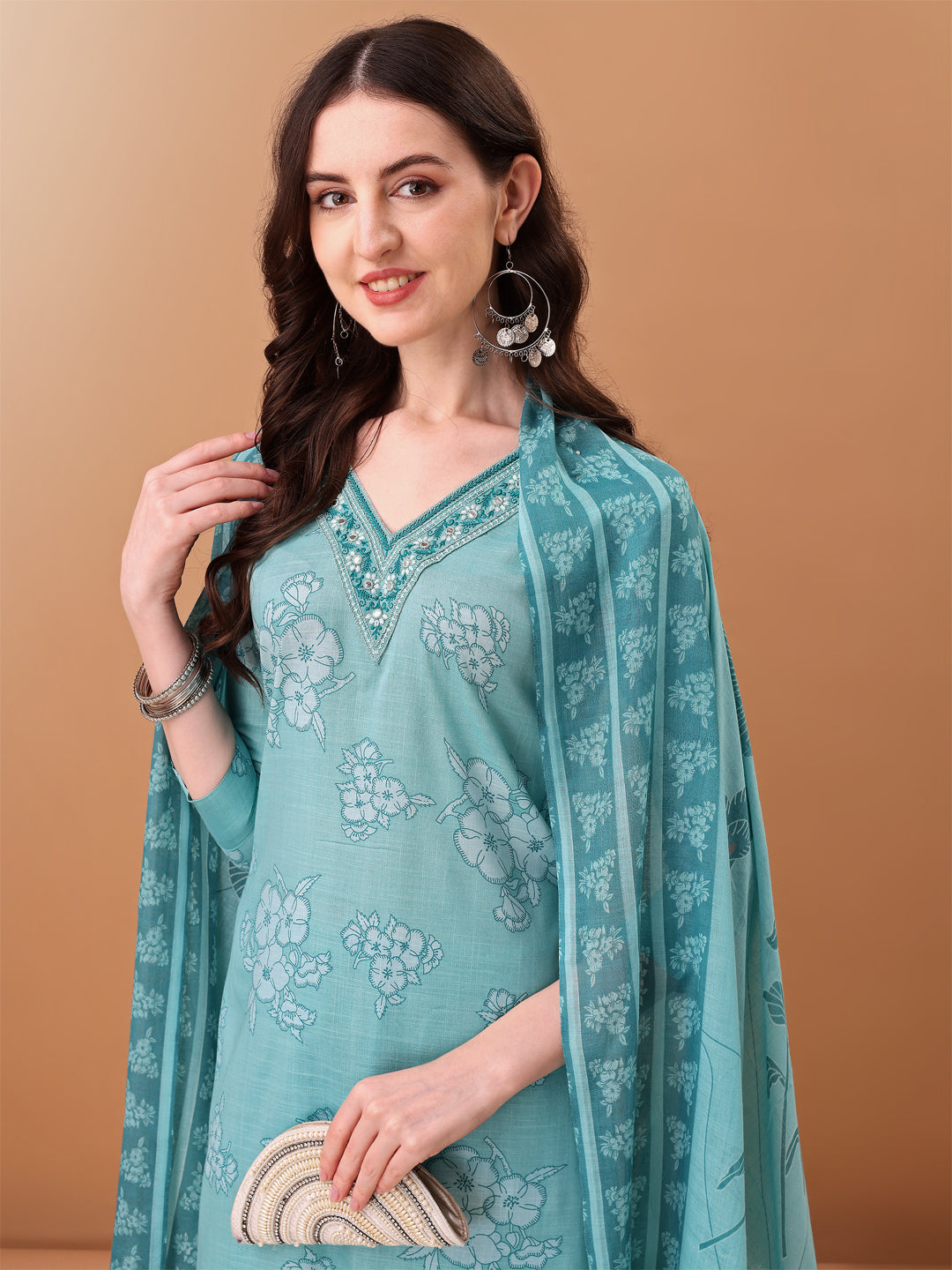 Embroidered & Floral Printed Kurta with pant & Printed Dupatta