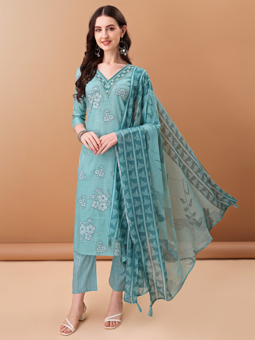 Embroidered & Floral Printed Kurta with pant & Printed Dupatta