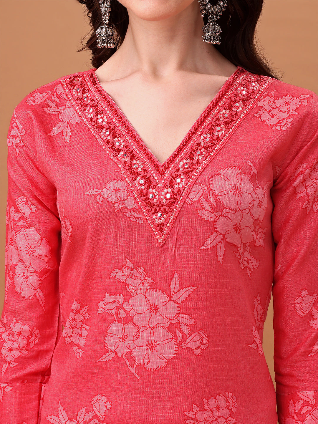 Embroidered & Floral Printed Kurta with pant & Printed Dupatta