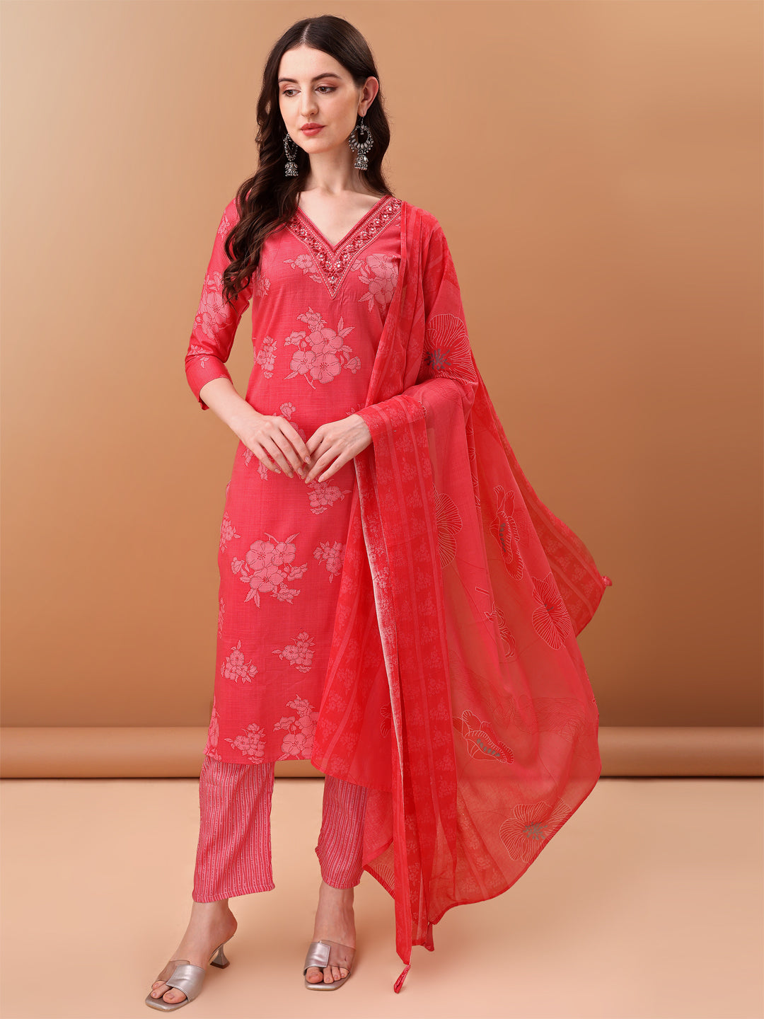 Embroidered & Floral Printed Kurta with pant & Printed Dupatta