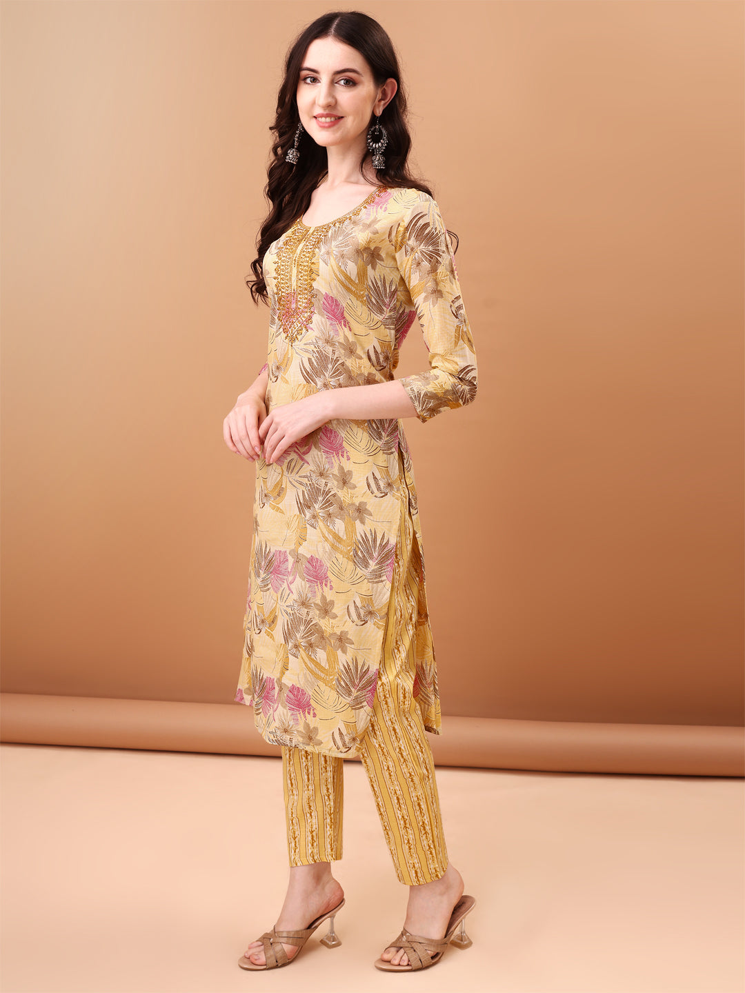 Embroidered & Botanical Printed Kurta with pant & Printed Dupatta