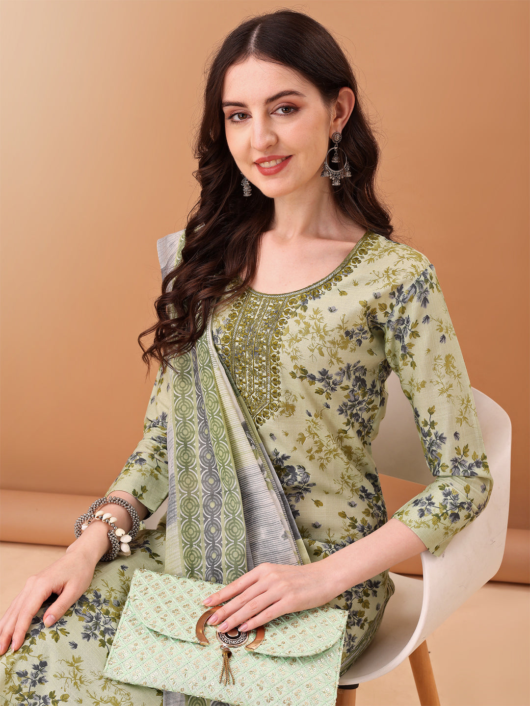 Embroidered & Floral Printed Kurta with pant & Printed Dupatta