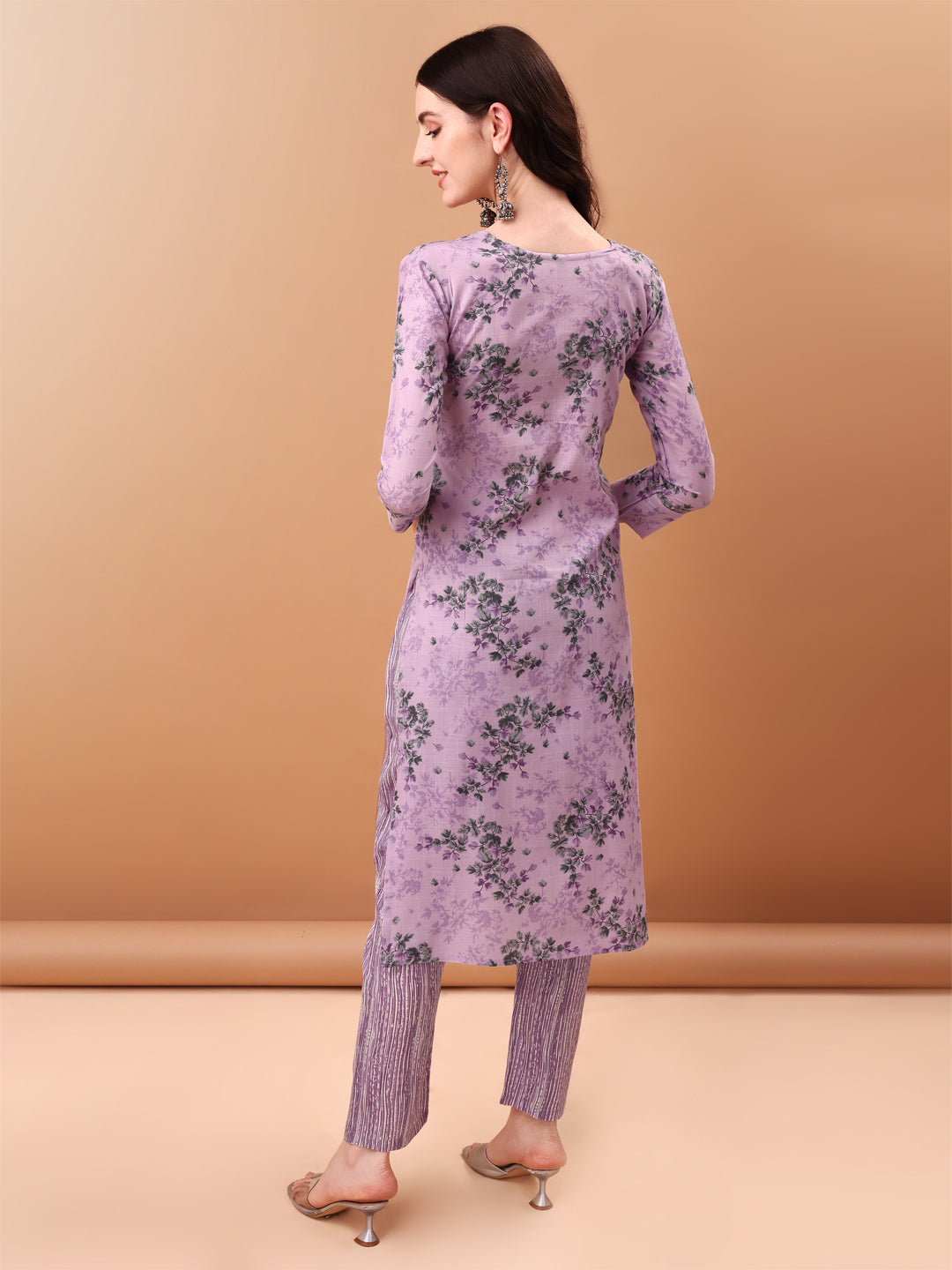 Embroidered & Floral Printed Kurta with pant & Printed Dupatta