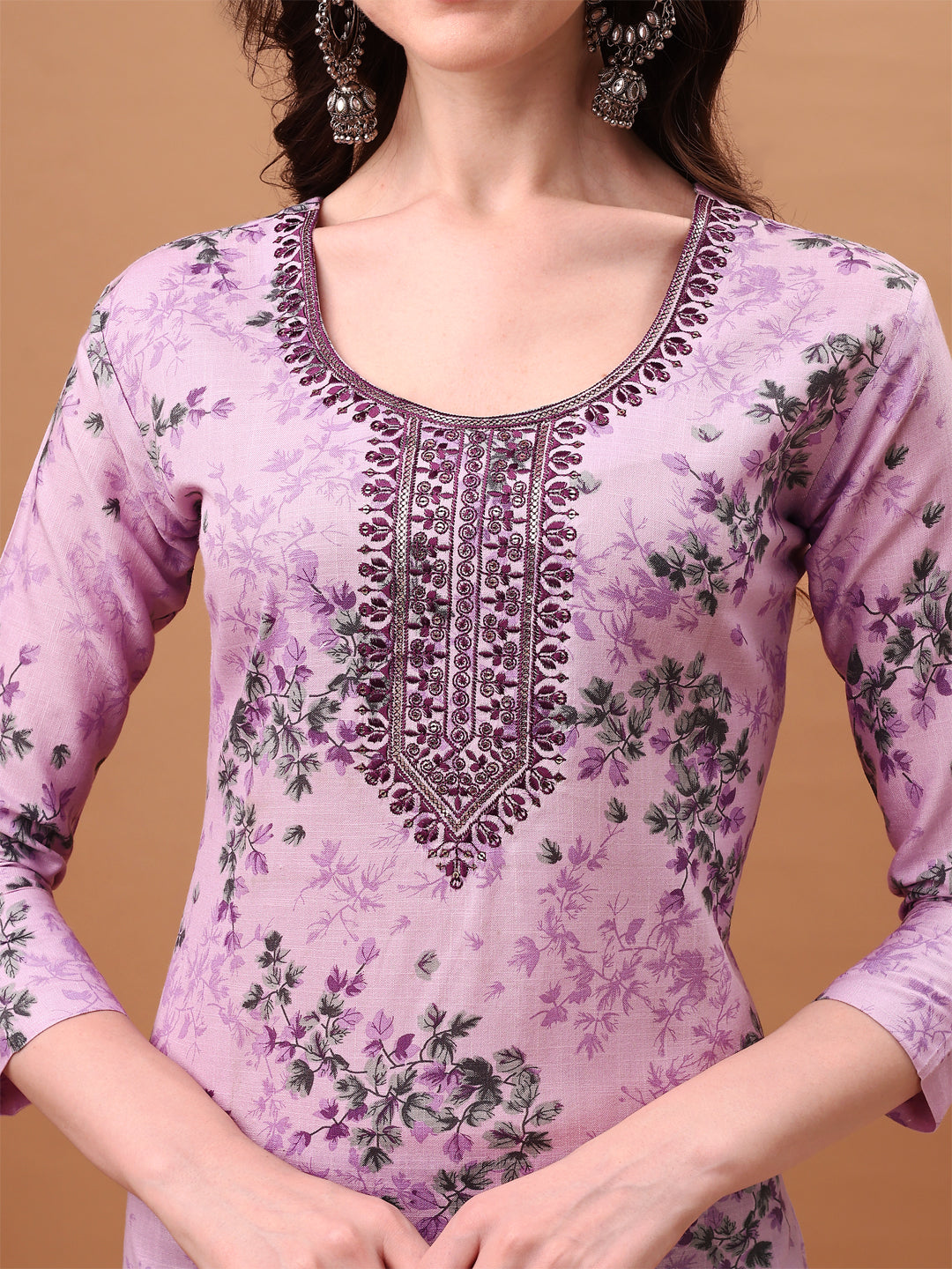 Embroidered & Floral Printed Kurta with pant & Printed Dupatta