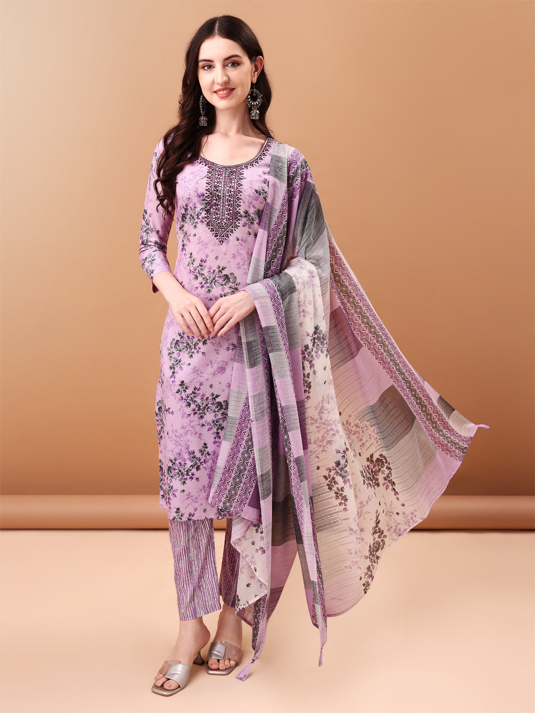 Embroidered & Floral Printed Kurta with pant & Printed Dupatta