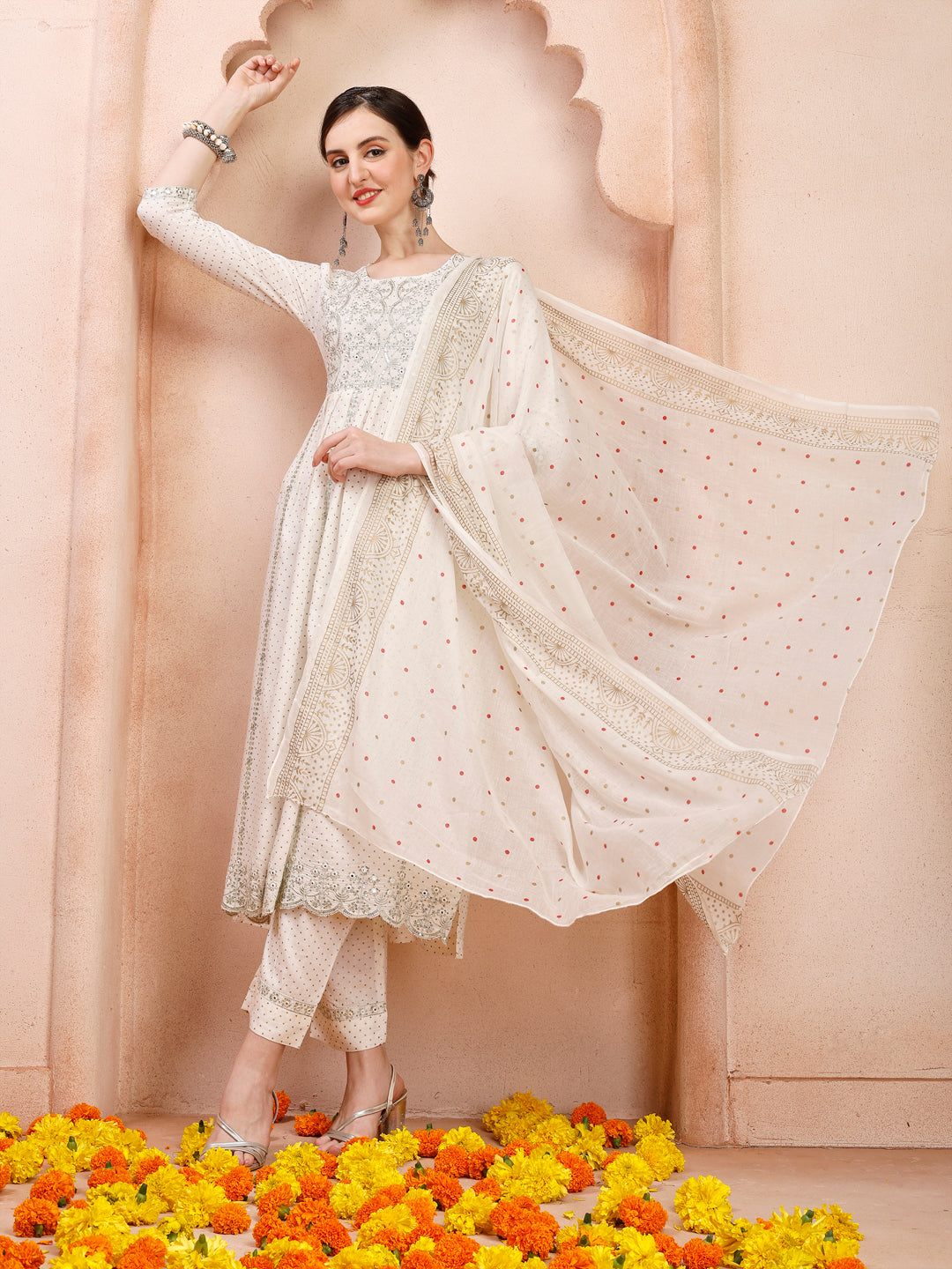 Nayra Cut Embroidered Kurta with Pant and Dupatta set