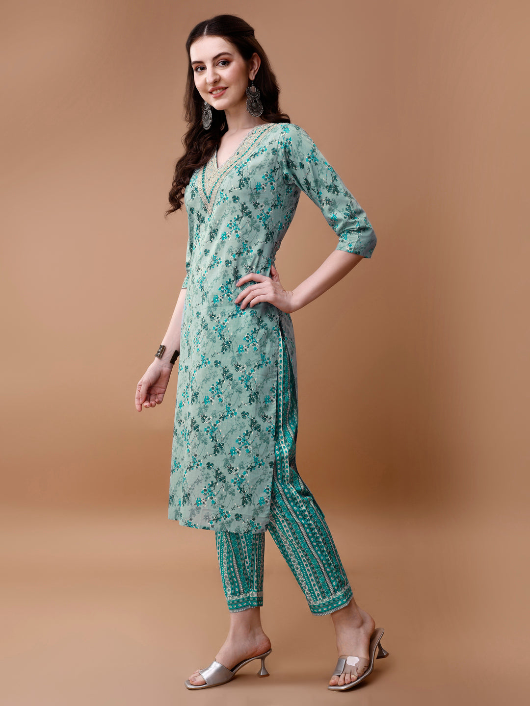 Embroidered and Floral Printed Kurta with pant & dupatta