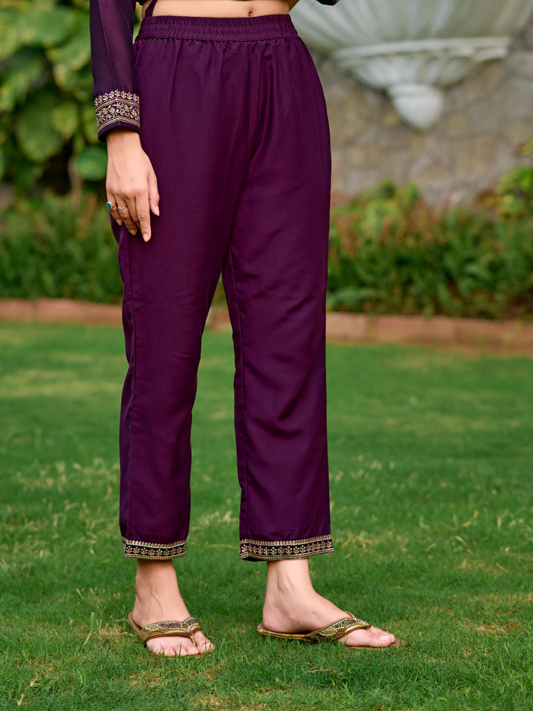 Embroidered kurta with pant & Embroidered Dupatta