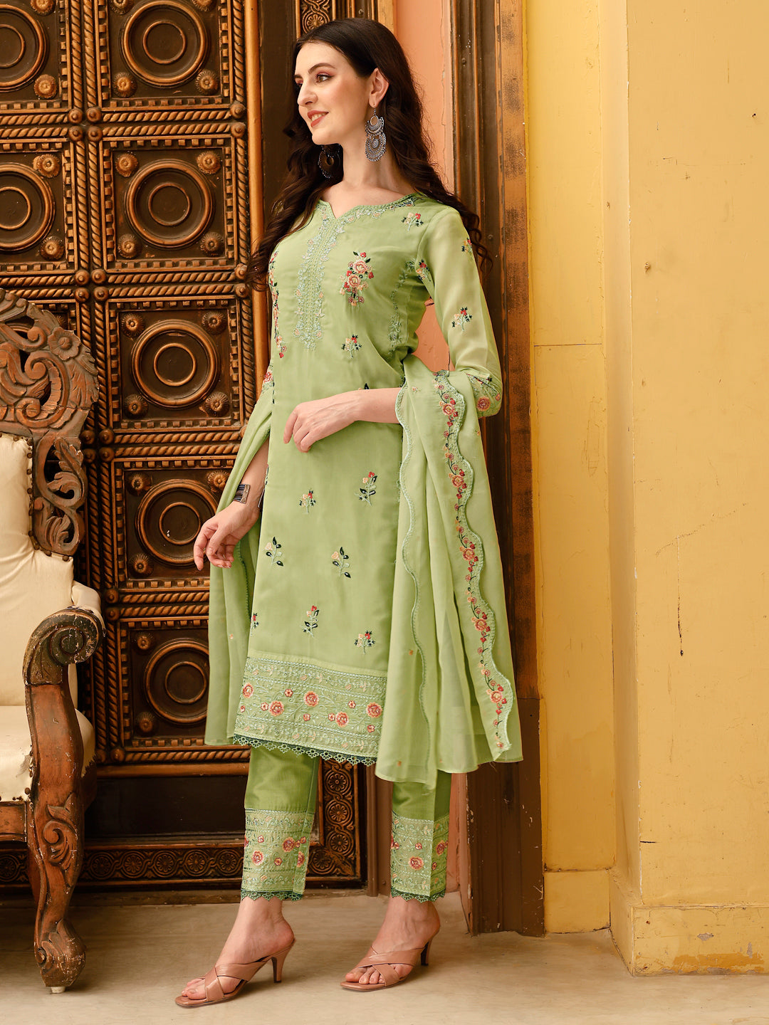 Pakistani Embroidered Kurta with Embroidered pant & Embroidered Dupatta Premium Luxury