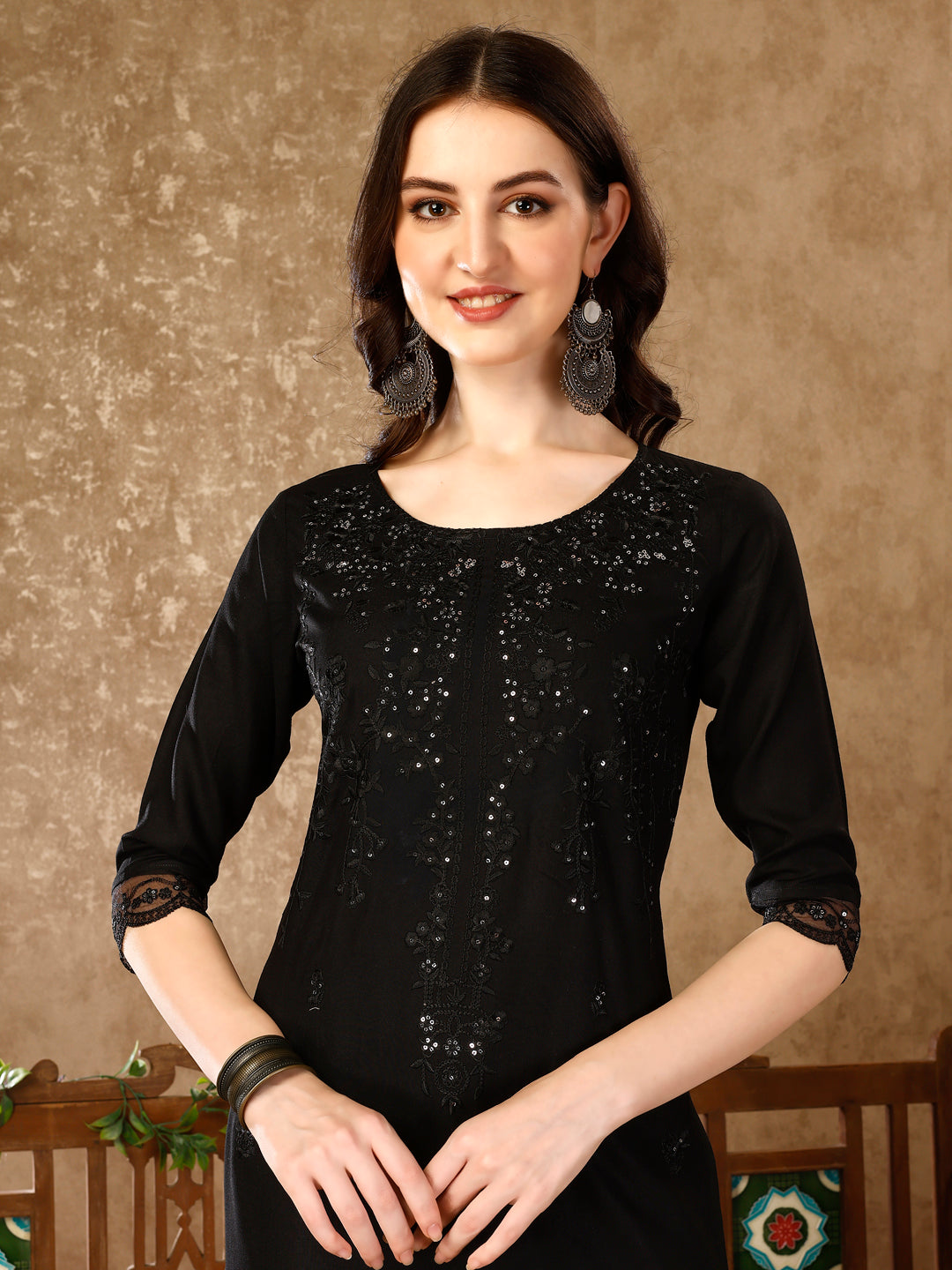 Pakistani Sequinned Embroidered Kurta with Pant & Embroidered Organza Dupatta luxury premium