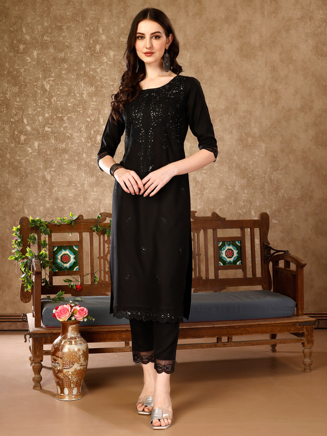 Pakistani Sequinned Embroidered Kurta with Pant & Embroidered Organza Dupatta luxury premium