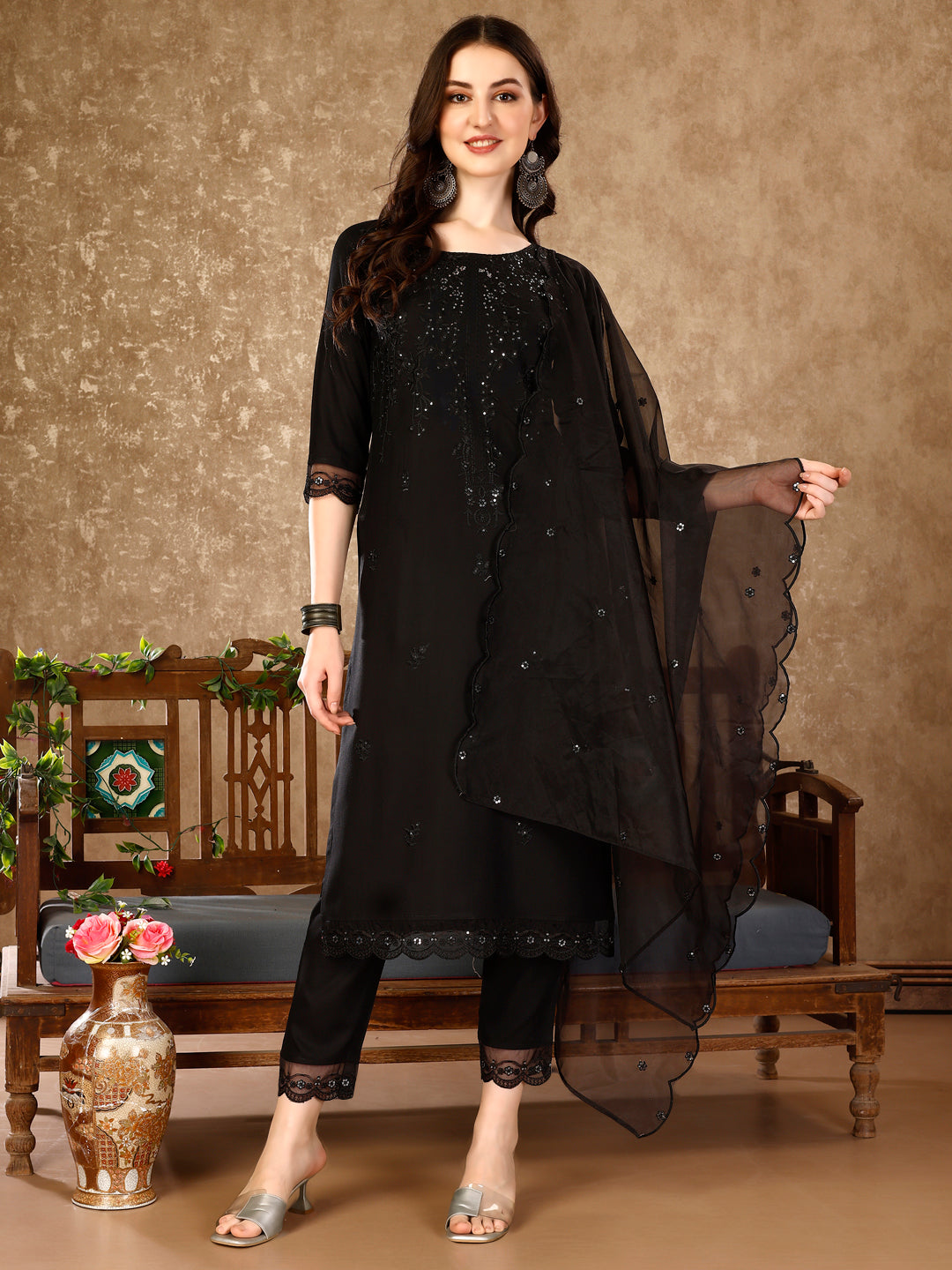 Pakistani Sequinned Embroidered Kurta with Pant & Embroidered Organza Dupatta luxury premium