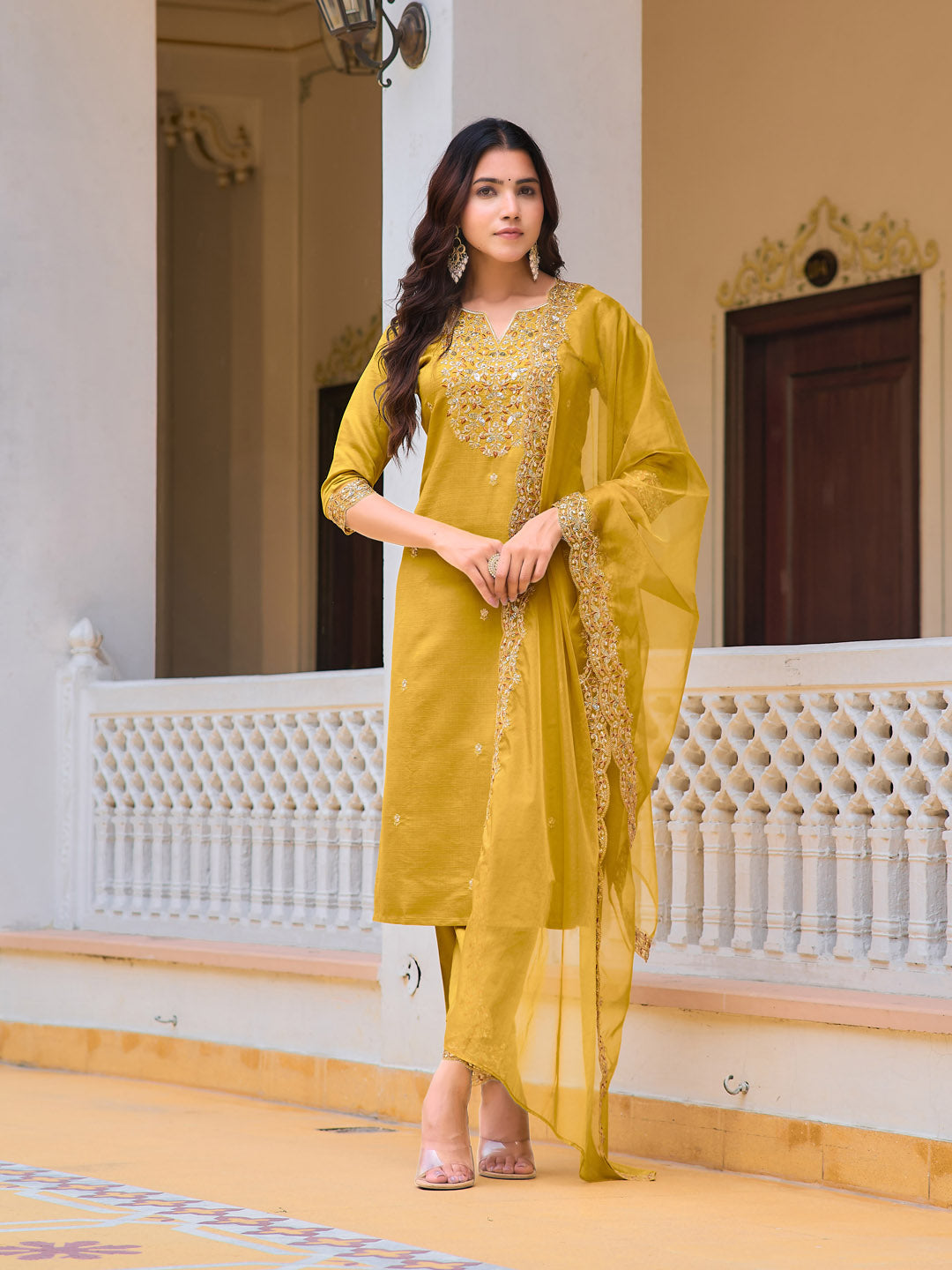 Embroidered kurta with pant & Embroidered Dupatta