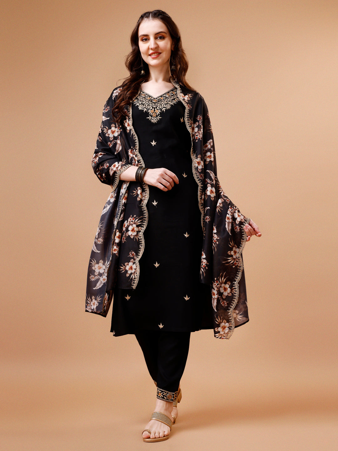 Embroidered kurta with pant & Floral Printed Cut embroidered work dupatta Premium