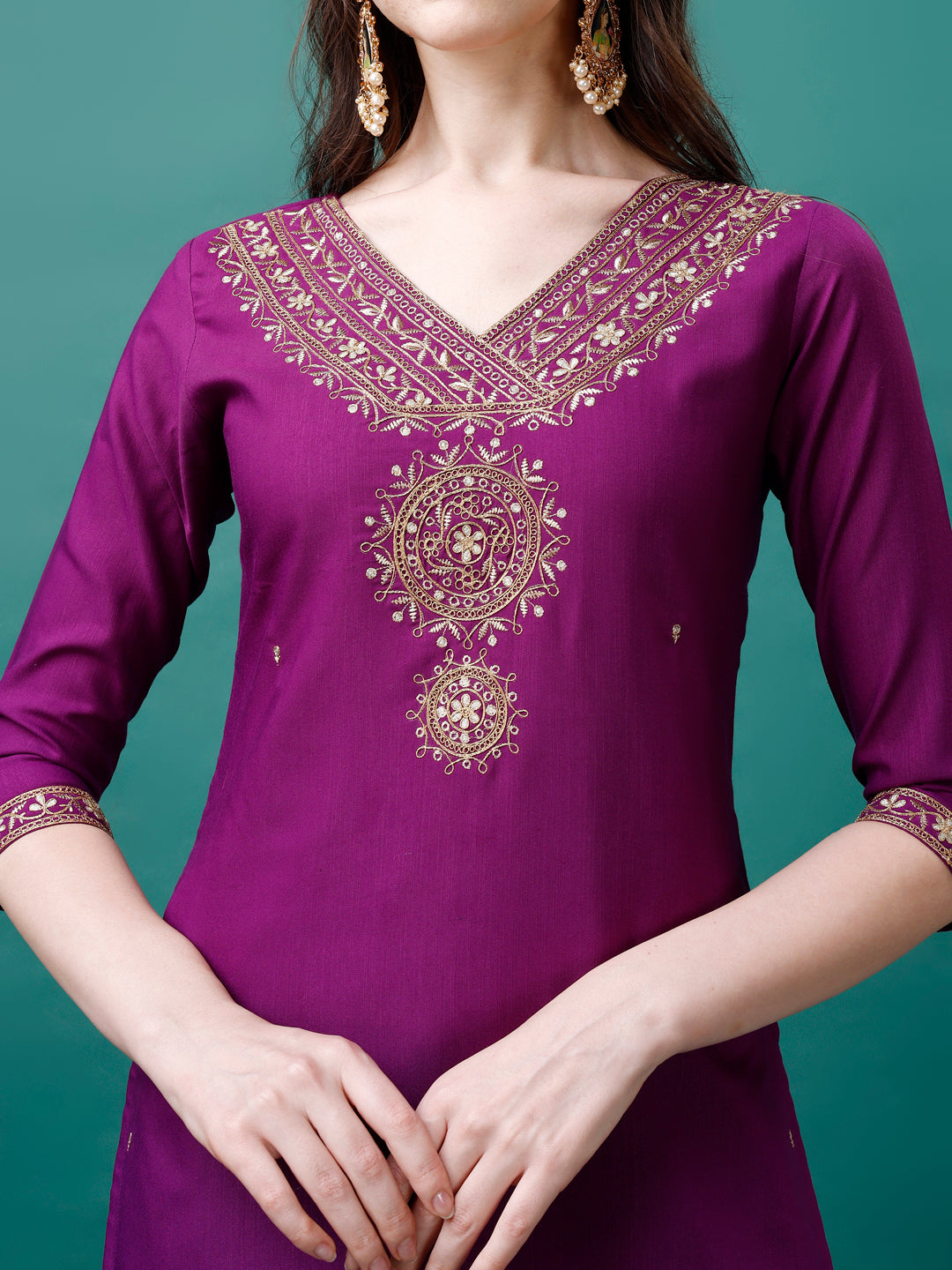 Embroidered kurta with Pant & Chanderi Dupatta