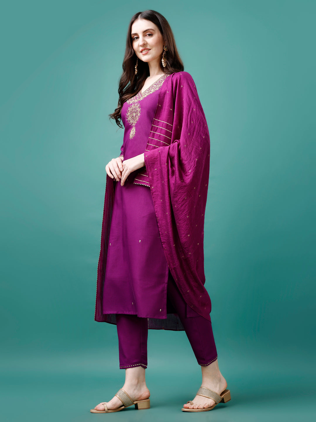 Embroidered kurta with Pant & Chanderi Dupatta