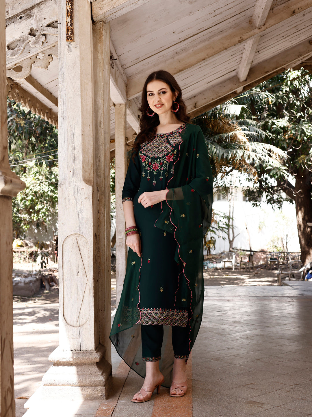 Embroidered Kurta with Pant & Organza Embroidered Dupatta premium