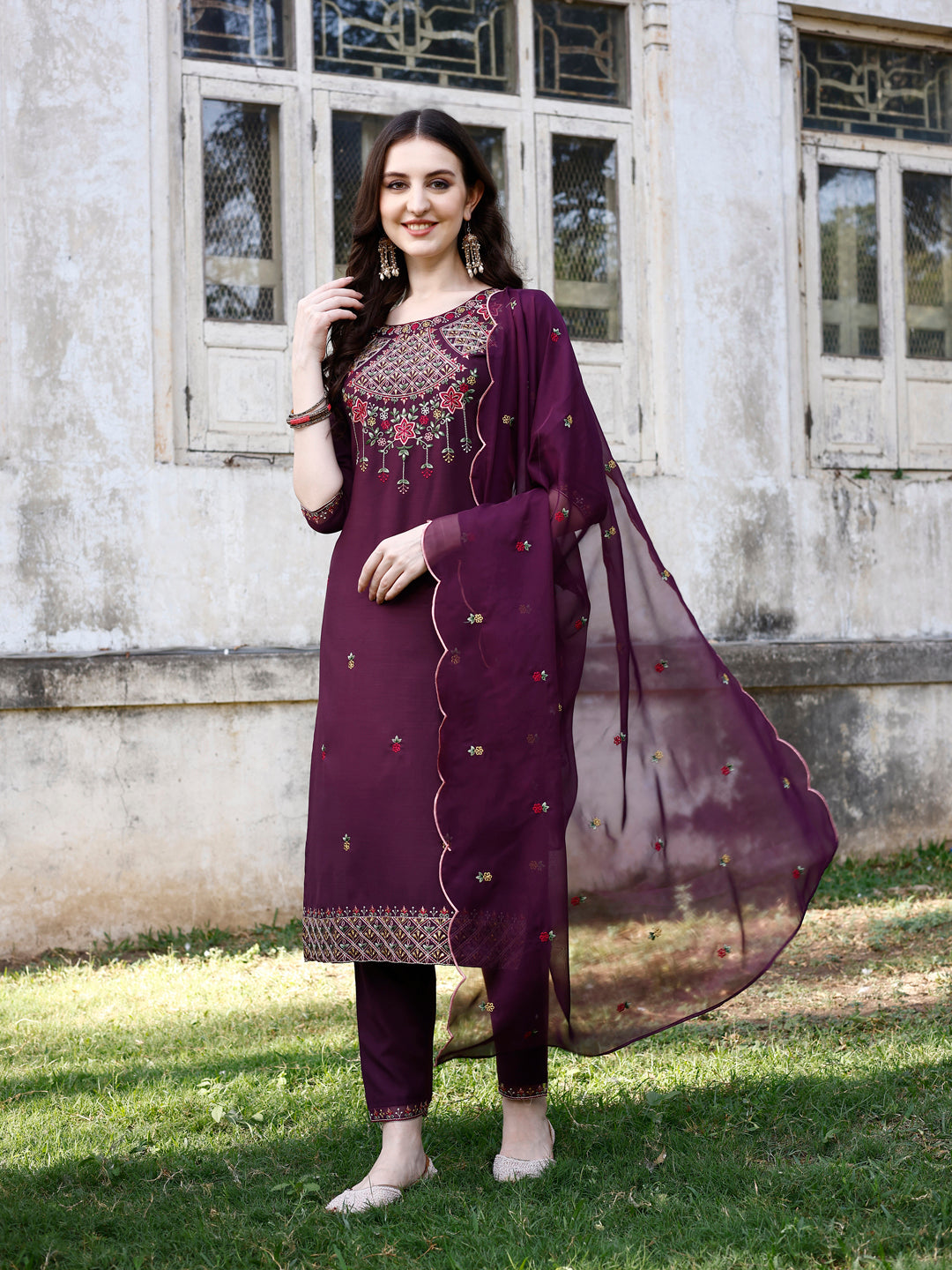 Embroidered Kurta with Pant & Organza Embroidered Dupatta premium