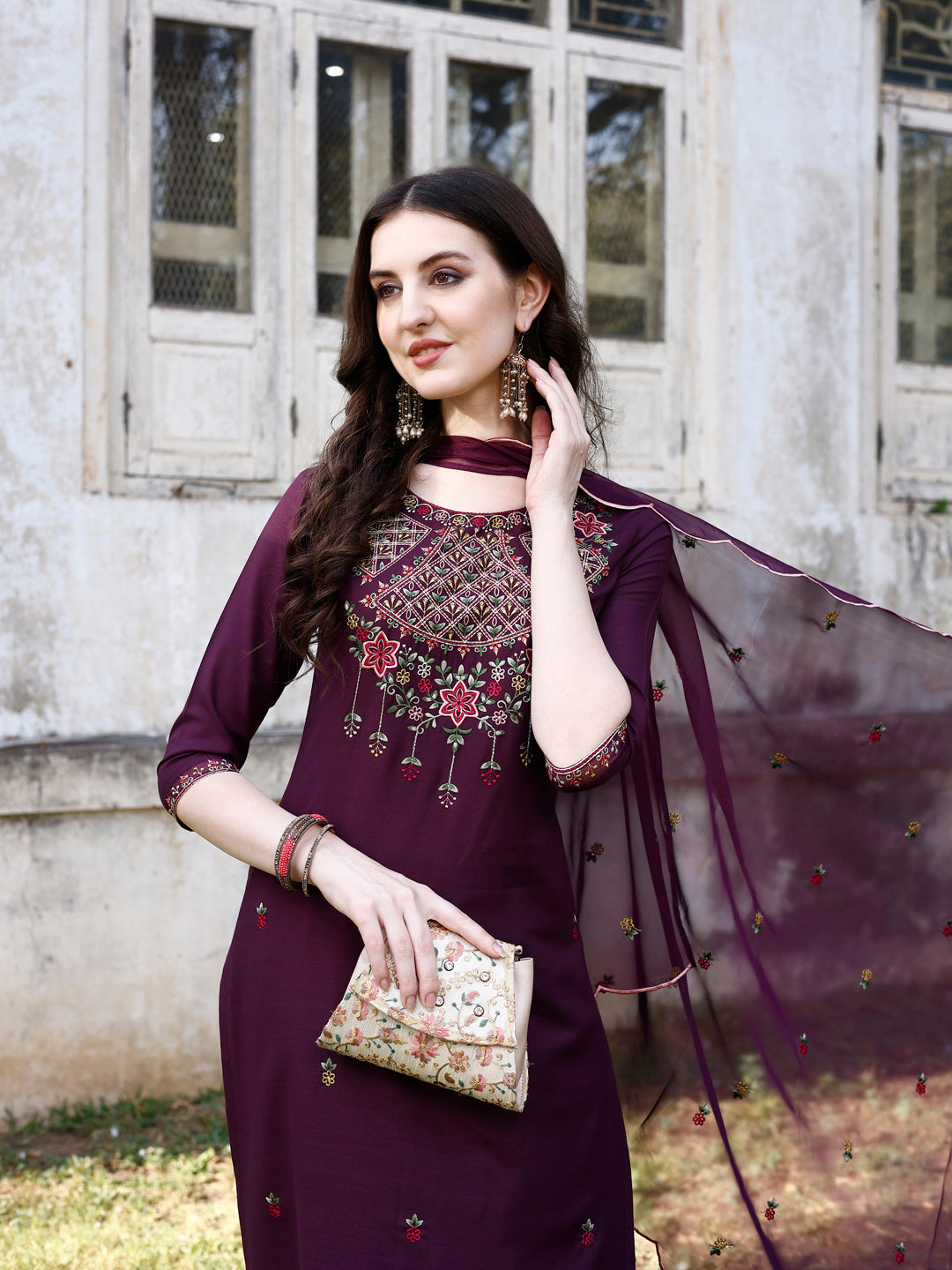 Embroidered Kurta with Pant & Organza Embroidered Dupatta premium