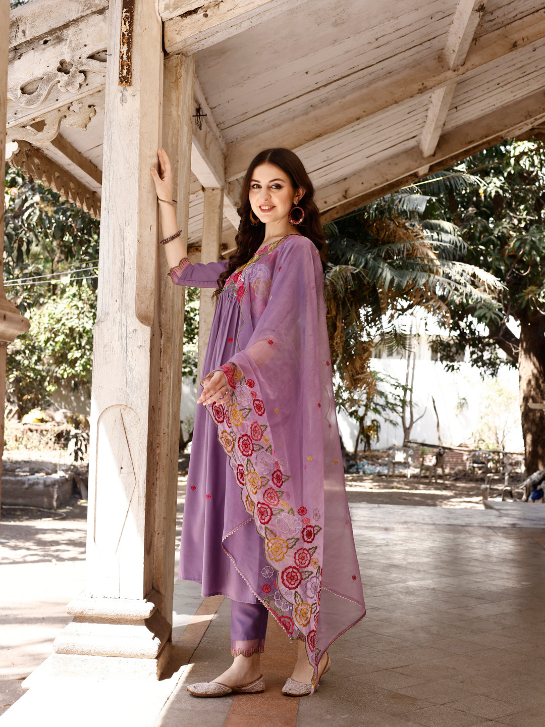 Alia Cut Hand Embroidered & Floral Embroidered Kurta with Pant & Organza Embroidered Dupatta Luxury Premium