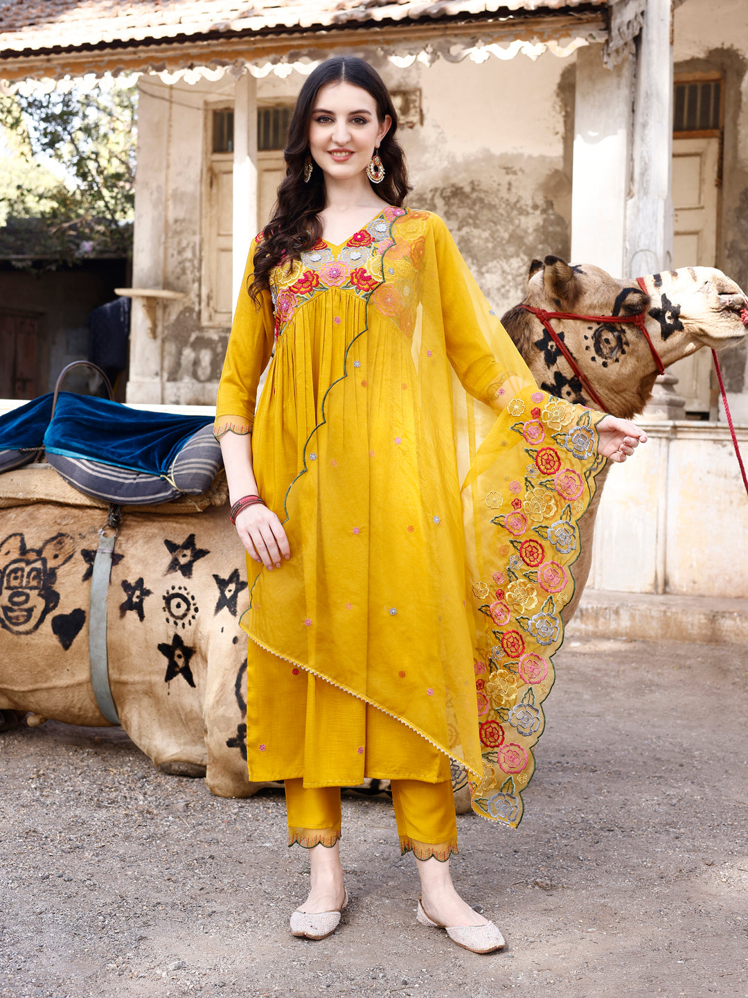 Alia Cut Hand Embroidered & Floral Embroidered Kurta with Pant & Organza Embroidered Dupatta Luxury Premium