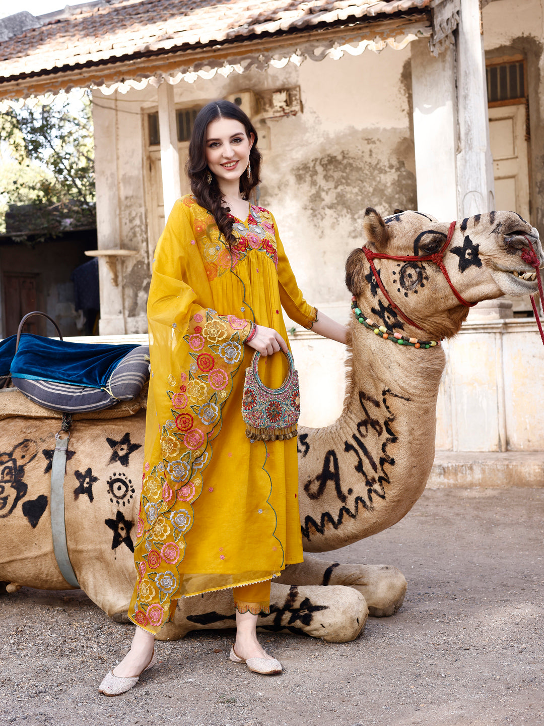 Alia Cut Hand Embroidered & Floral Embroidered Kurta with Pant & Organza Embroidered Dupatta Luxury Premium