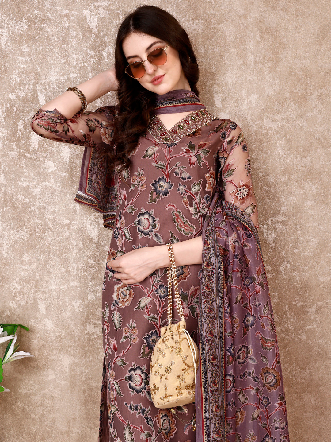 Hand Embroidered & Brasso Kurta with pant & organza printed Dupatta