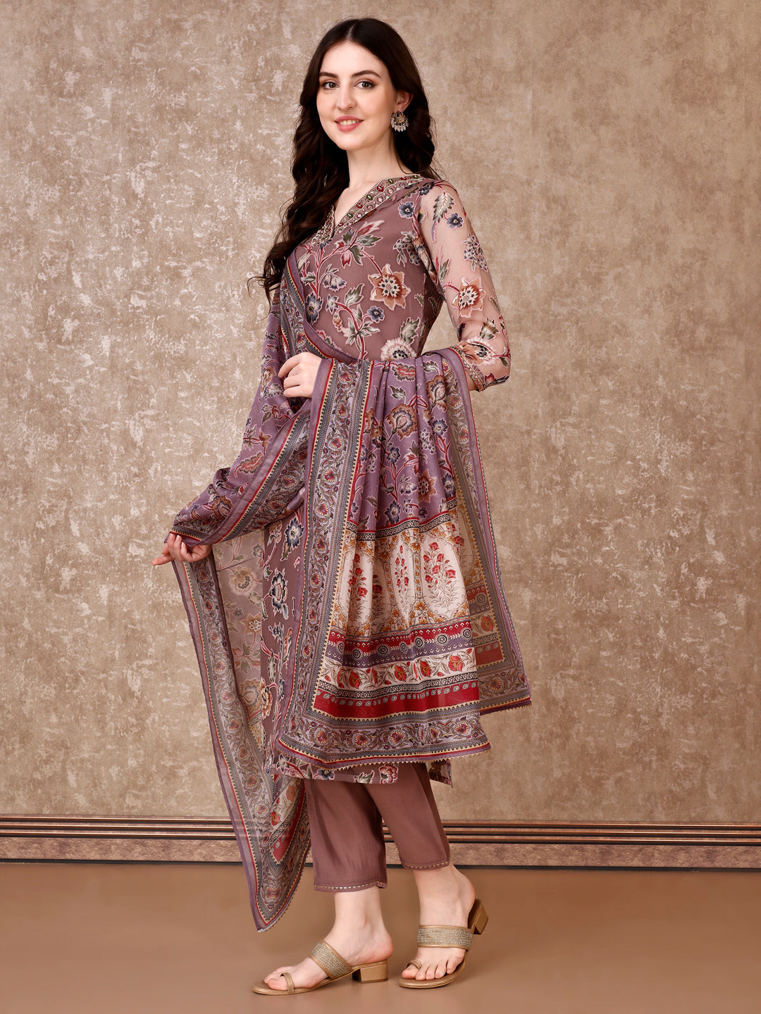 Hand Embroidered & Brasso Kurta with pant & organza printed Dupatta